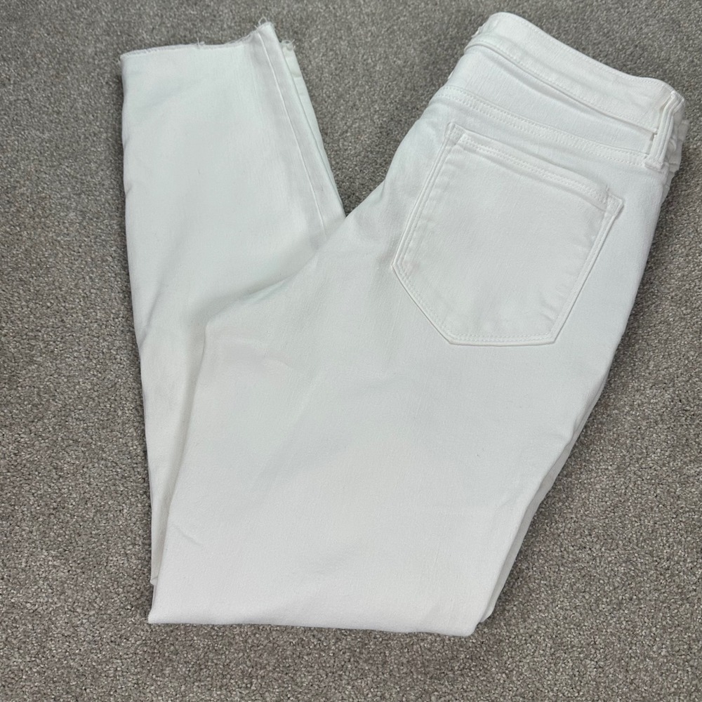 Athleta Sculptek White Straight Leg Crop Jeans Raw Hem Women's Size 6 Leggings
